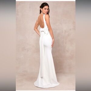 Loving Fate White Bow Square Neck Backless Bridal Dress